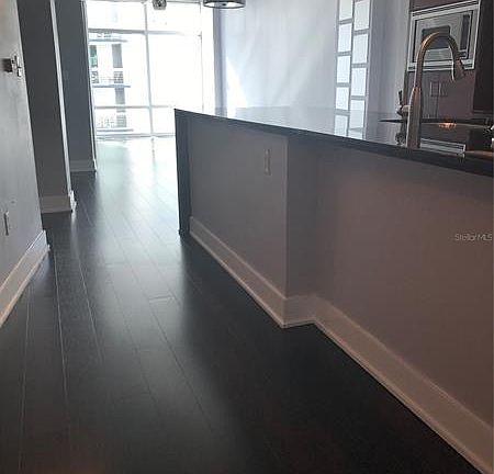 5th image of 1120 E Kennedy Blvd Unit 512