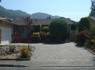 530 Emerald Park Ct, Santa Rosa, CA 95409