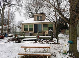 637 Peace Haven St, Gladwin, MI 48624