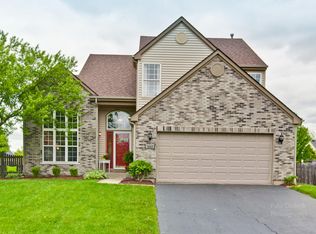 1543 Deerhaven Dr, Crystal Lake, IL 60014