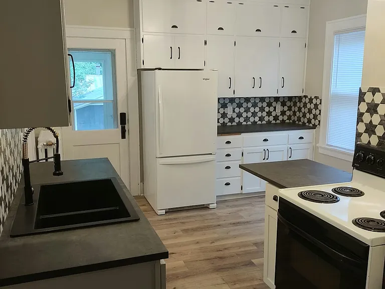 703 Saint Olaf Ave — Photo 2
