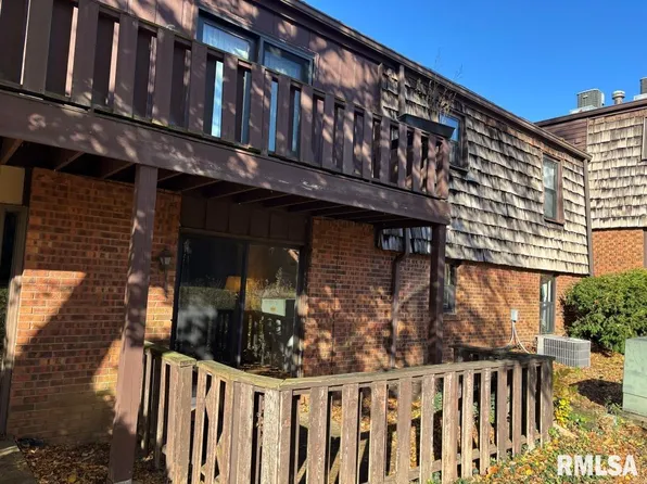 1921 Jeanette Ln APT 2, Springfield, IL 62702