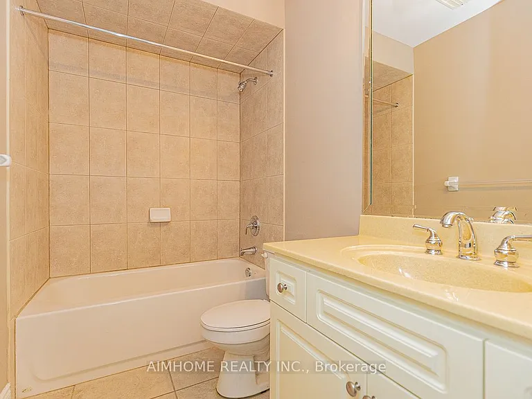 395 Princess Ave — Photo 34
