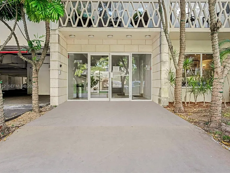 10001 W Bay Harbor Dr #208 — Photo 15