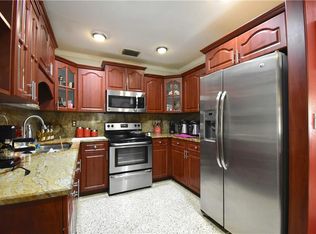 7107 Kingsbury Cir, Tampa, FL 33610