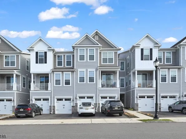 83 Sequoia Dr, Cedar Grove, NJ 07009