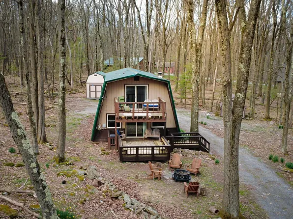 158 Anemone Ln, Terra Alta, WV 26764