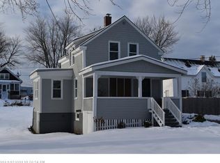 21 Rowe Ave, Portland, ME 04102