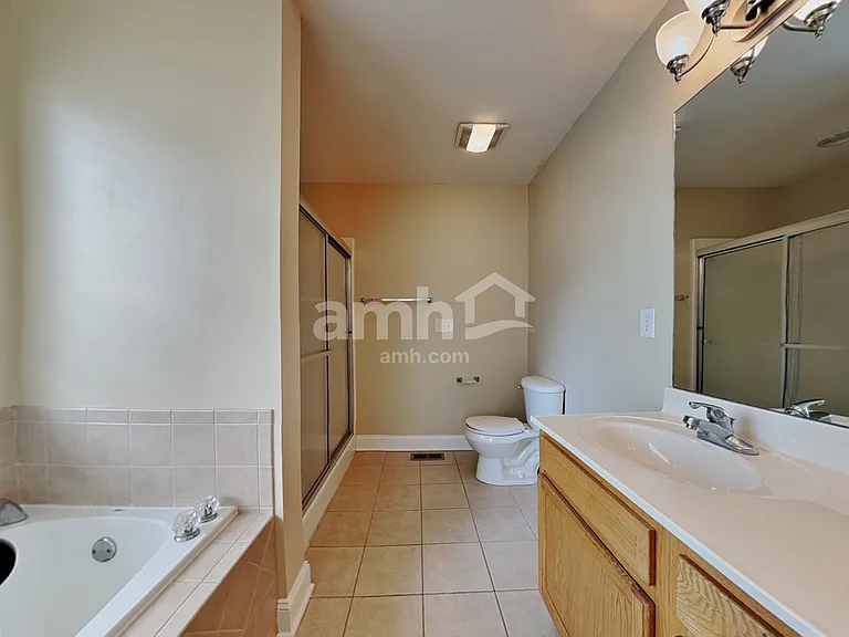 4114 Oakstone Ln — Photo 10