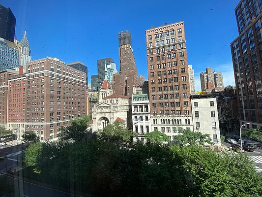 Rented by Flat Iron Real Estate | media 4