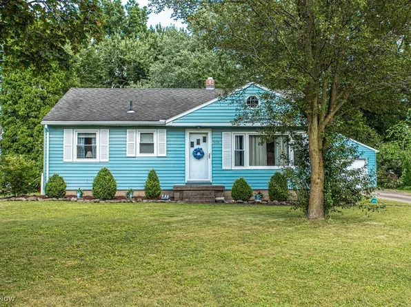 5152 Alva Ave NW, Warren, OH 44483