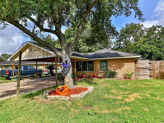 2nd image of 2325 Estate Dr