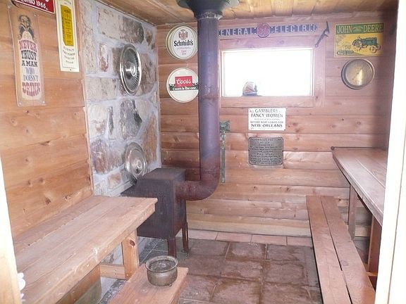 Sauna in Garage + Full Bath