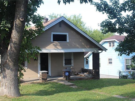 2nd image of 1980 Garfield Ave