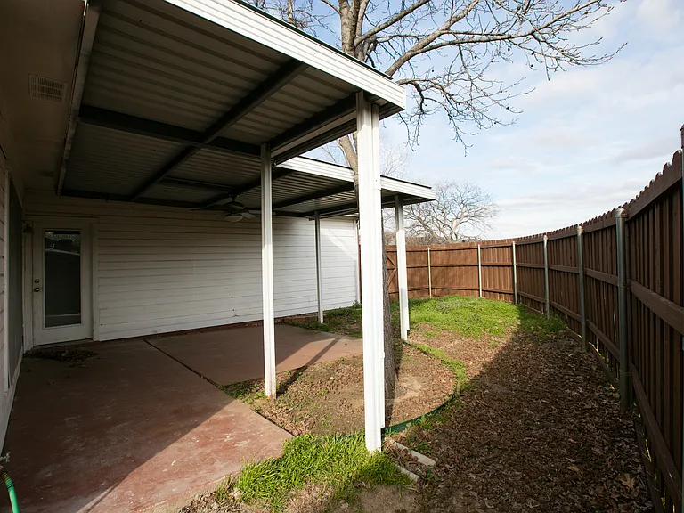 7836 Armor Ln — Photo 16
