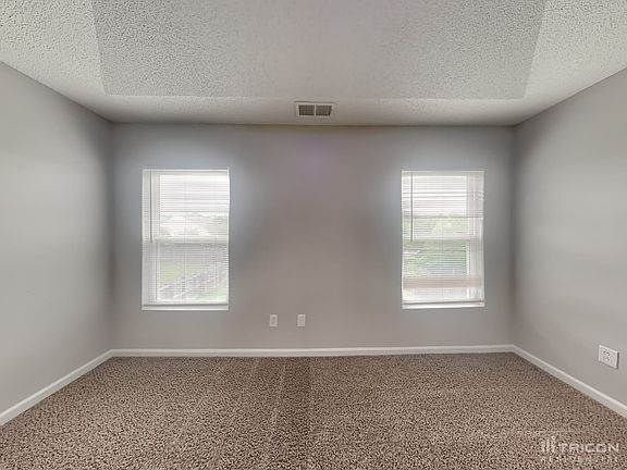 5th image of 1004 Kings Mountain Ln