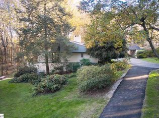 2 Stratton Pl, Greenville, SC 29615