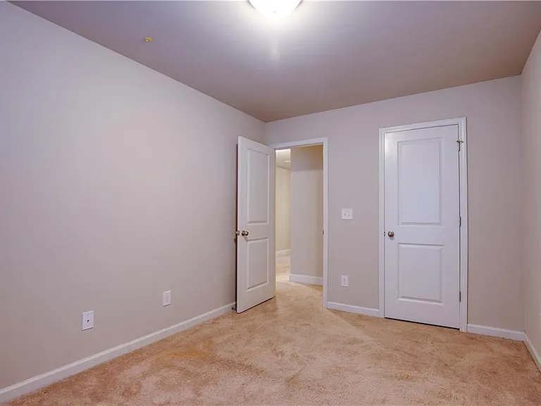 1795 Garbrooke Cv — Photo 18
