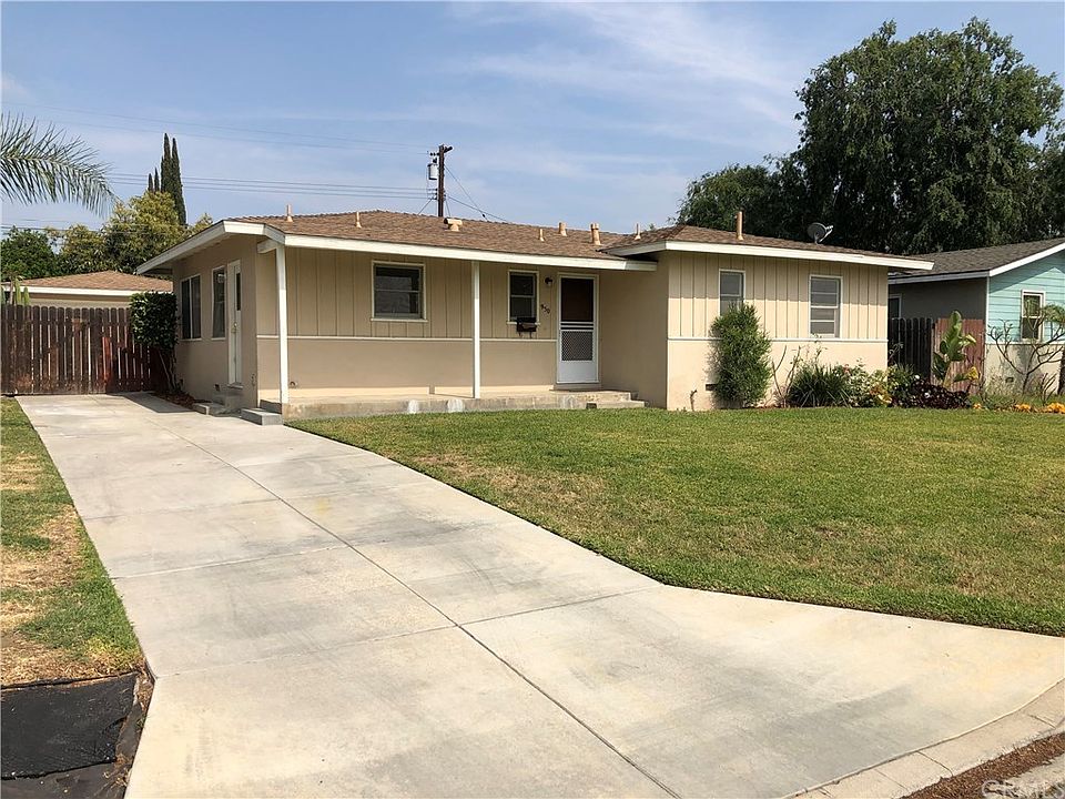 1st image of 950 La Serena Dr