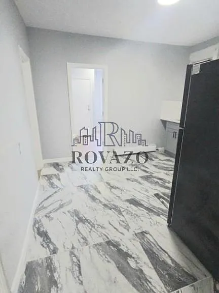 65 Hudson St #1A — Photo 2