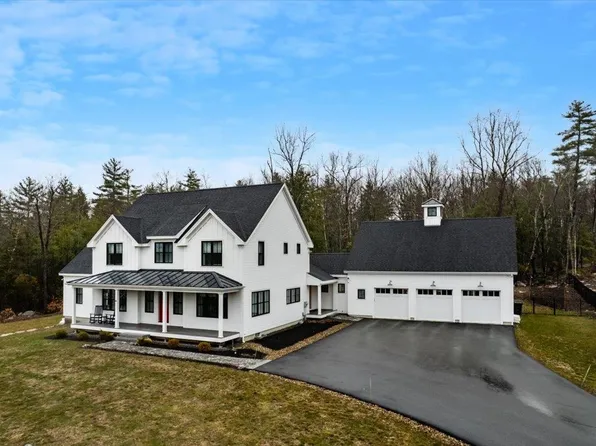 17 Wheeler Farm Road, Bedford, NH 03110-6130