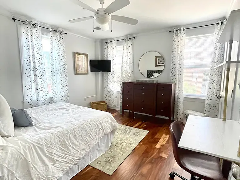 1008 Tremont St #2 — Photo 6