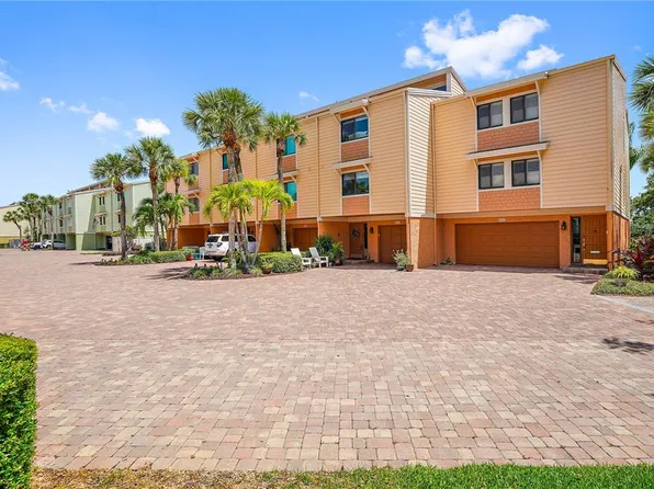 413 Haven Point Dr, Treasure Island, FL 33706