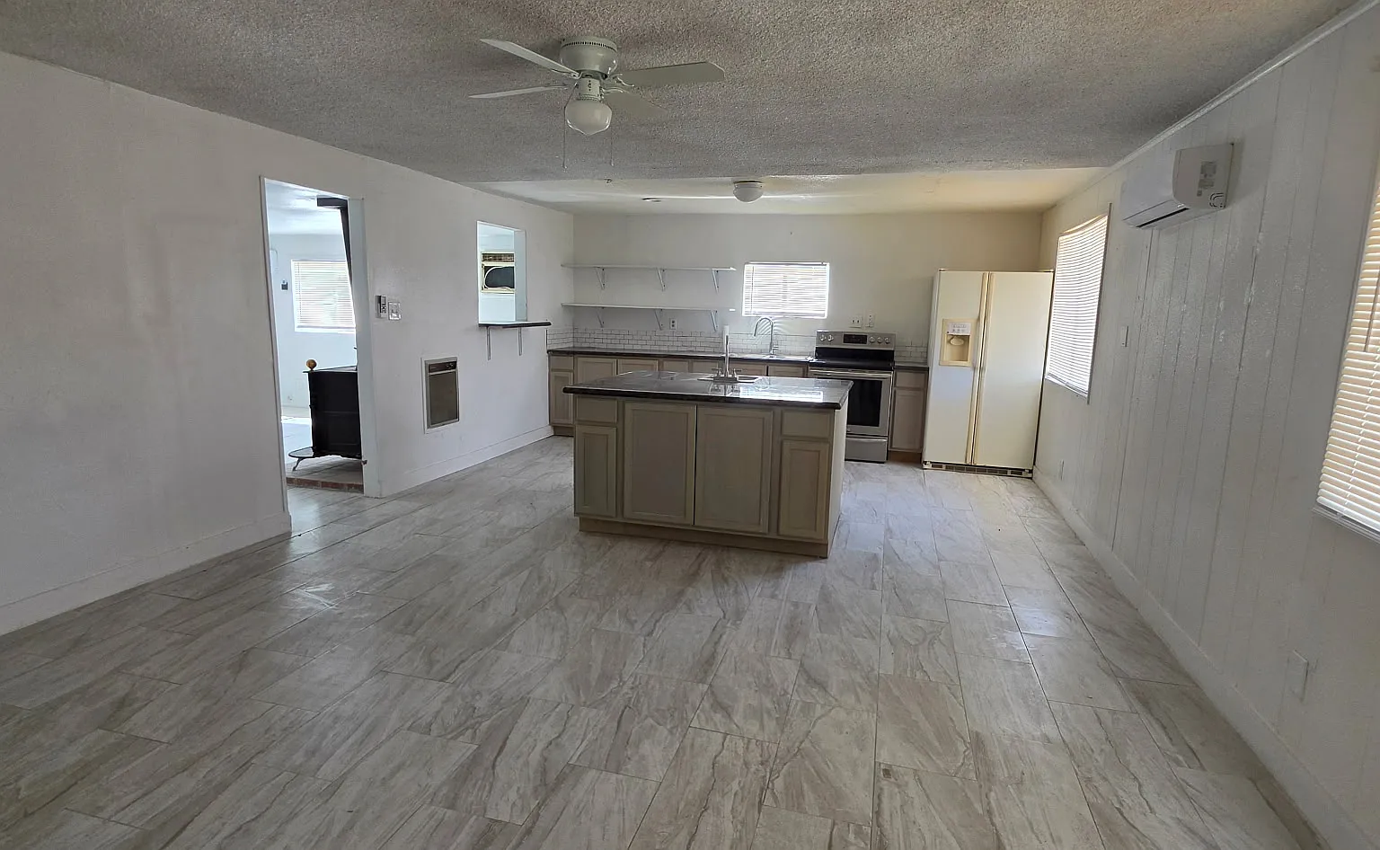 2 bed, $1,700 — Photo 1