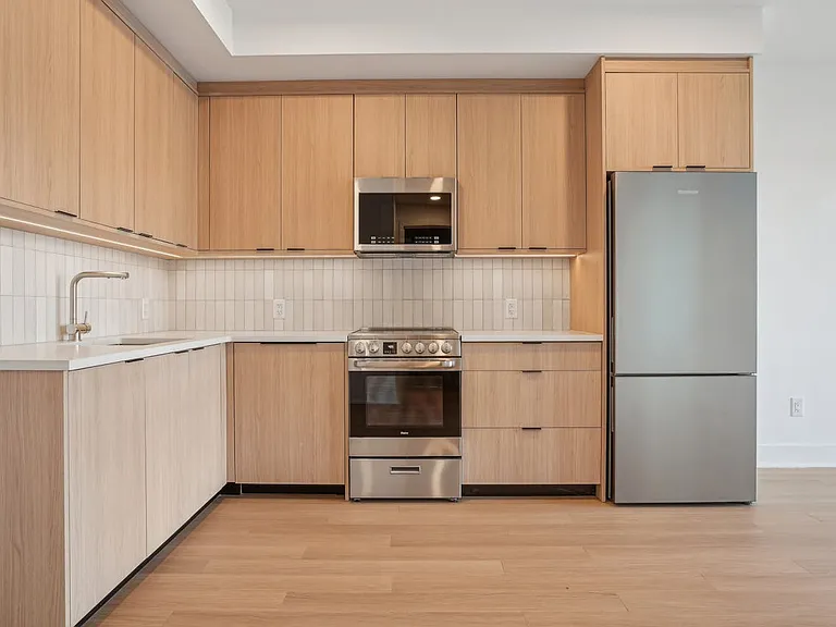 499 President St #336 — Photo 9