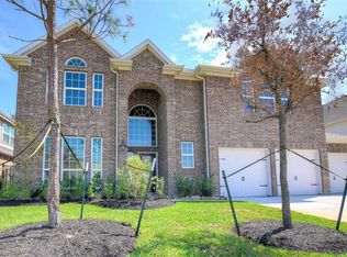 9122 Hollowcreek Point Ln, Cypress, TX 77433