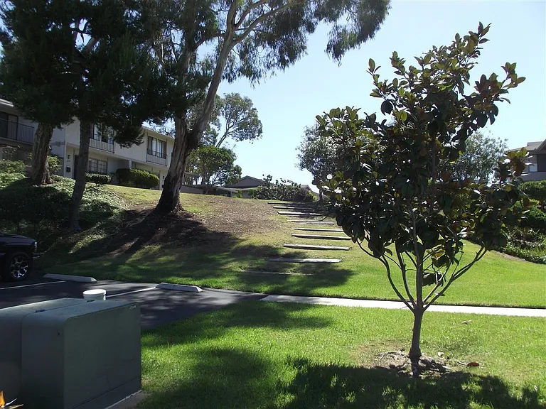 4350 Vision Dr — Photo 16