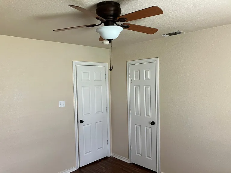 208 S Sendero Dr — Photo 25