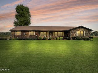 13118 Hotchkiss Valley Rd E, Lenoir City, TN 37771
