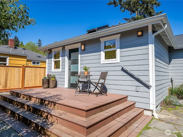 4518 49th Avenue SW, Seattle, WA 98116