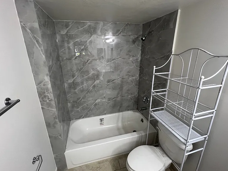 3111 Oakland Shores Dr #F109 — Photo 16