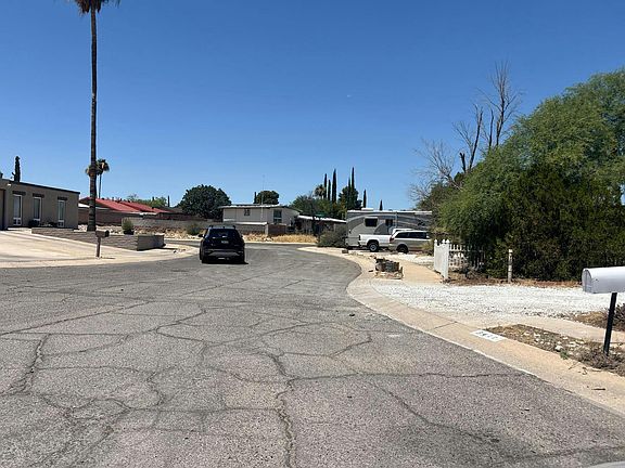 5th image of 9421 E Placita Cascada