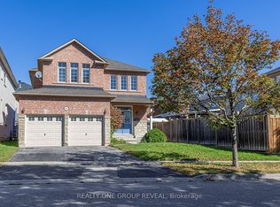 997 Copperfield Dr, Oshawa, ON L1K3C6