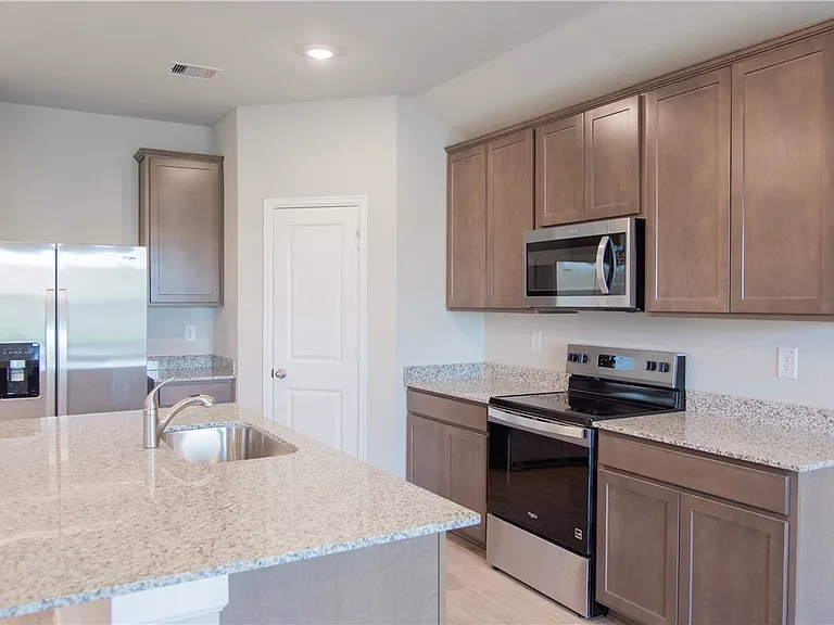 10649 Knox Landing Dr — Photo 3