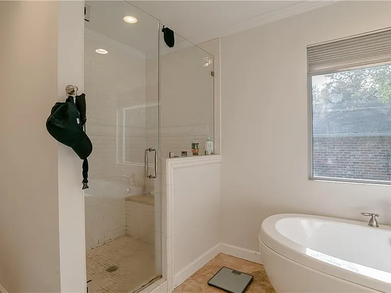 324 Dalewood Dr — Photo 21