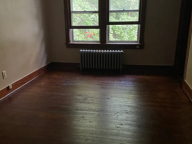 824-832 Elmwood St #828 — Photo 13