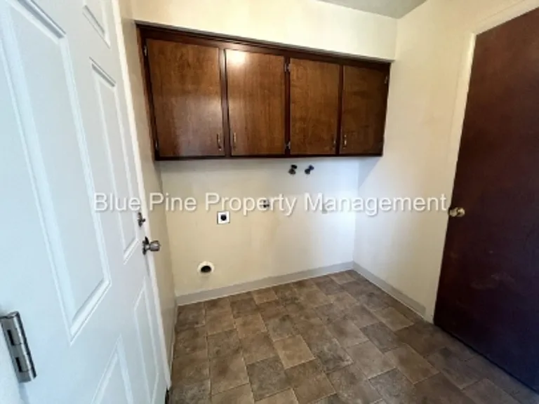 1491 Mountain View Ln #1 — Photo 8