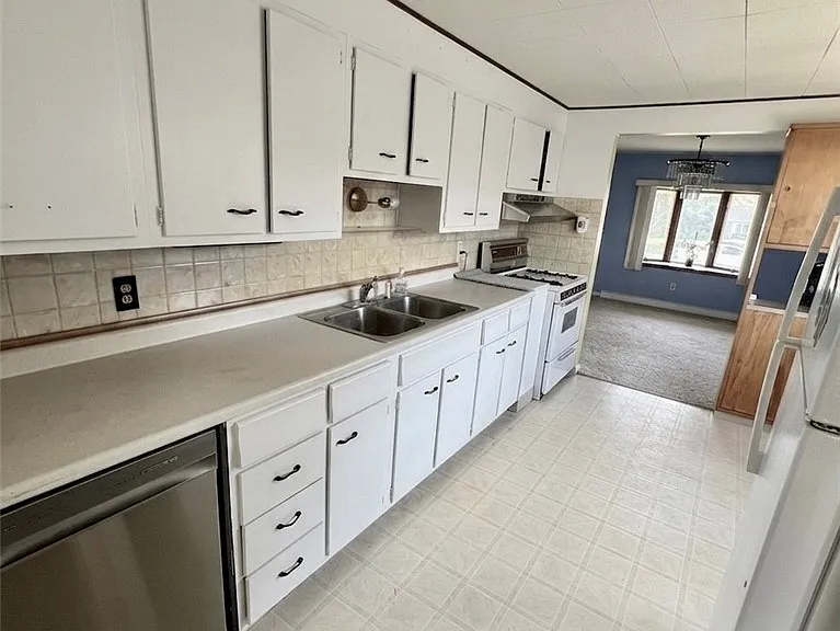 53 Winkler Dr — Photo 8