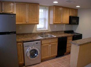 11 8th St SE APT B1, Washington, DC 20003