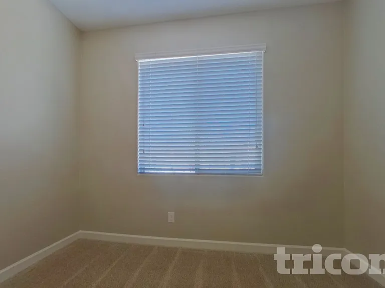2473 S 235th Dr — Photo 11