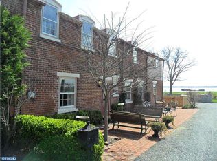 1 Packett Aly, New Castle, DE 19720