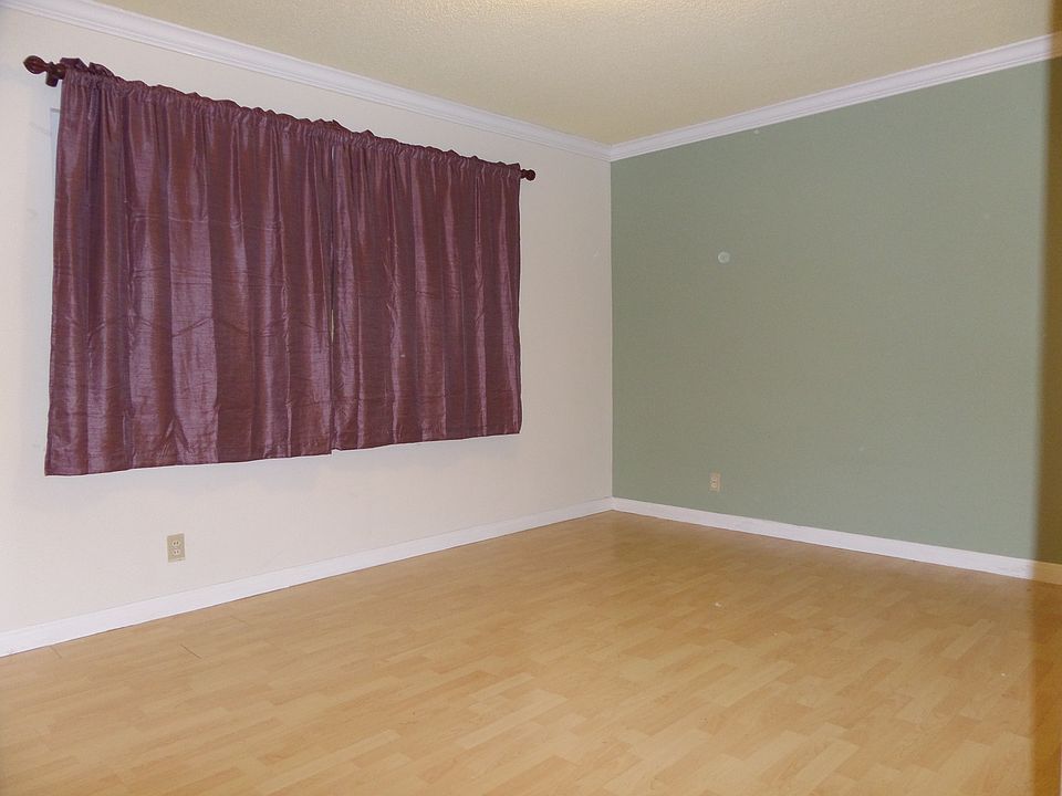 1st image of 818 W Huntington Dr APT 2