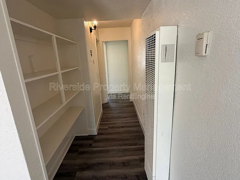 1221 Villa St #A — Photo 6