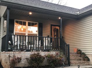 2825 Wildwood Rd, Maryville, TN 37804