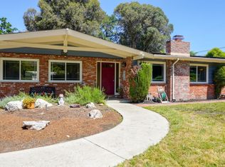 8 Vartan Ct, Walnut Creek, CA 94597