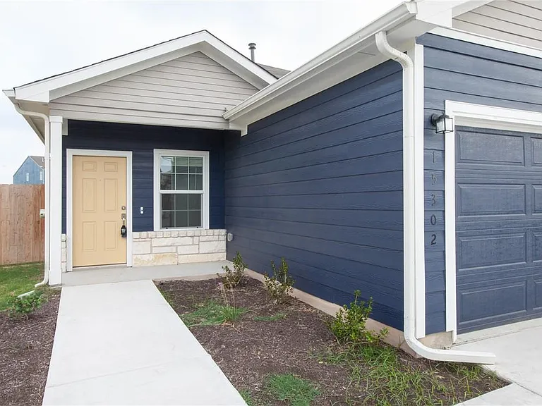 15302 Grenadine Bloom Cv — Photo 17